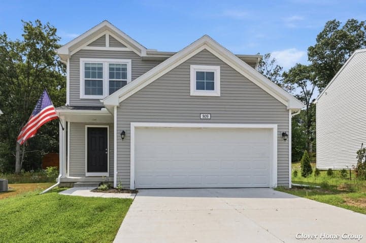 809 Hollyhock Drive, Greenville, MI 48838