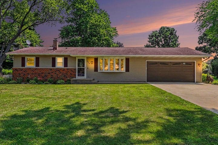 124 River Park Drive, Marshall, MI 49068