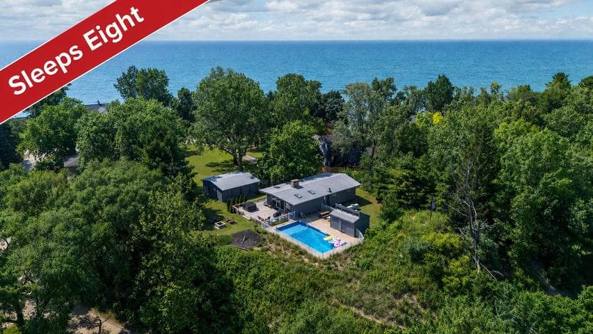 5501 Sunset Path, Stevensville, MI 49127