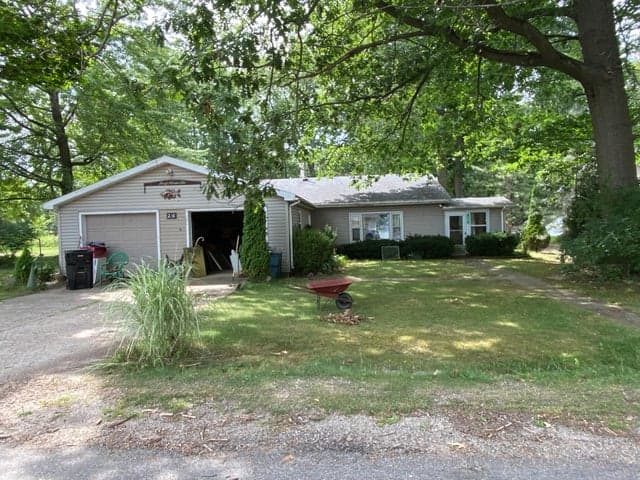 226 Dons Drive, Coldwater, MI 49036
