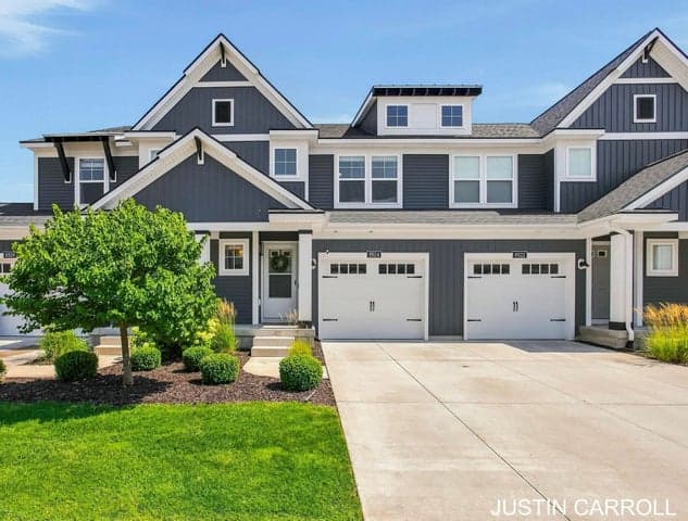 8924 Barrington Lane 40, Jenison, MI 49428