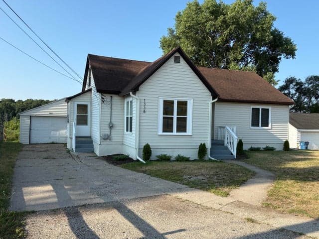1338 Pannell Avenue NW, Grand Rapids, MI 49504