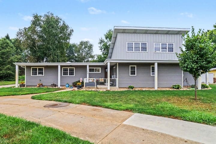 1134 S 24th Street S, Battle Creek, MI 49015
