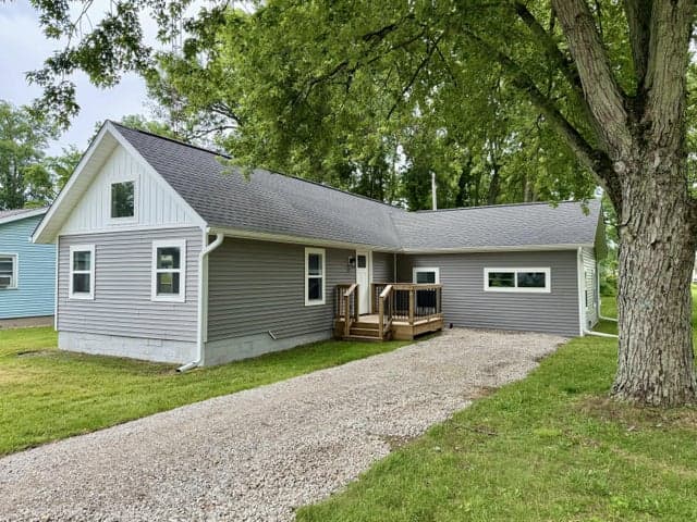 24249 Draper Drive, Sturgis, MI 49091