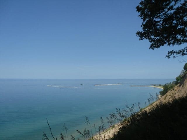 S Lakeshore Drive 26, Ludington, MI 49431