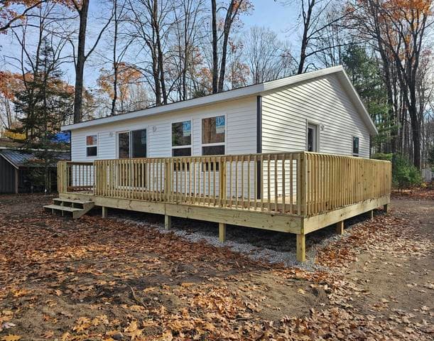 8478 Vista Drive, Newaygo, MI 49337