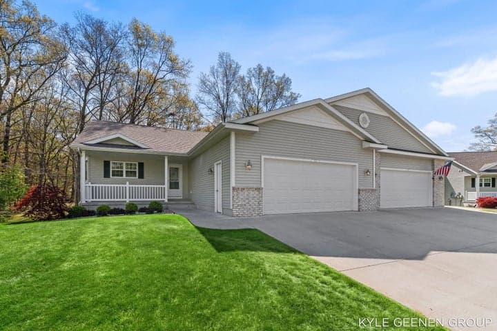 1448 E Addison Way, Muskegon, MI 49445