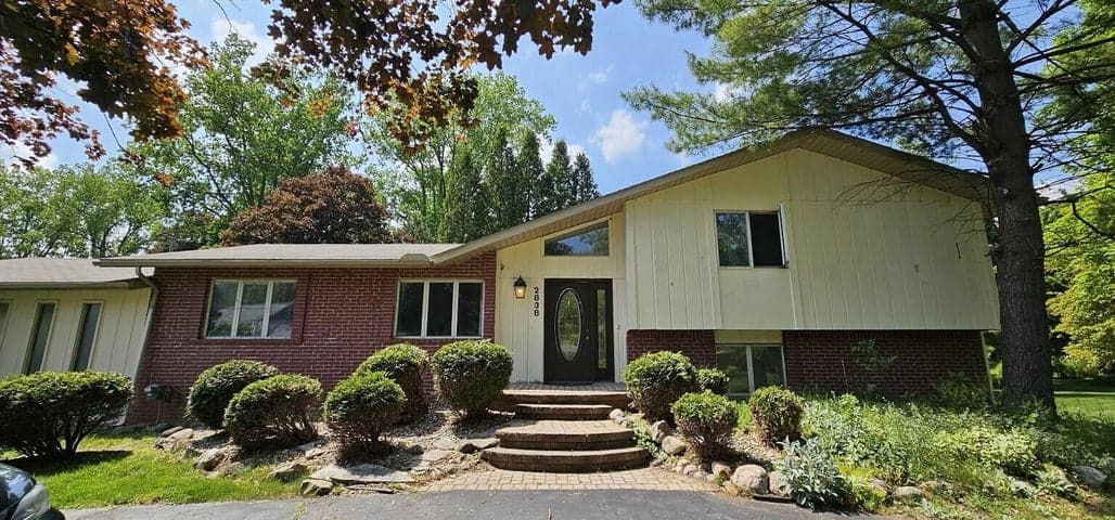 2838 Birchena Crescent, West Bloomfield, MI 48324