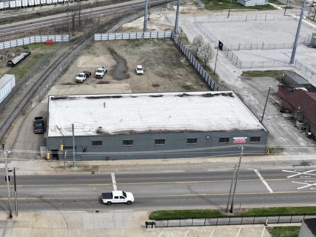 200 E Broadway Street, Three Rivers, MI 49093