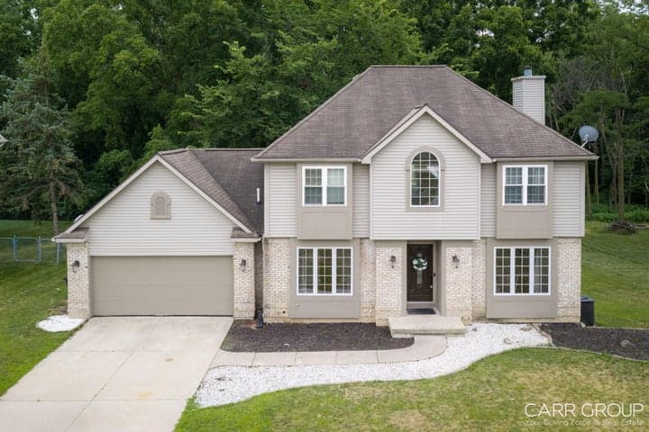 1286 Bentree SE, Grand Rapids, MI 49508