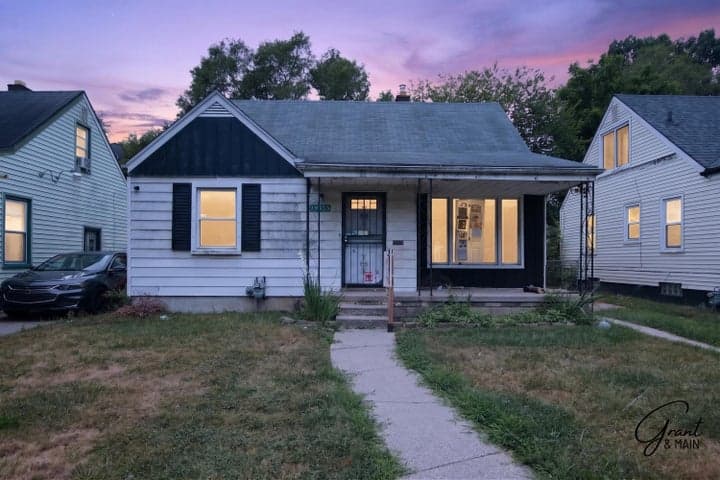 19335 Trinity Street, Detroit, MI 48219