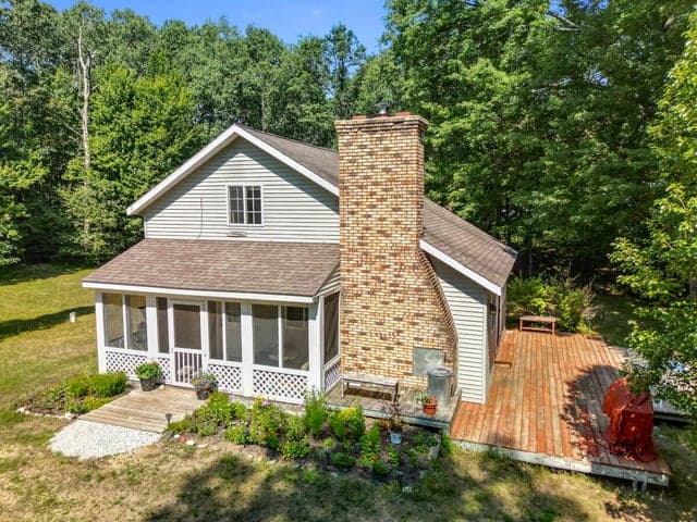 1801 Corner Street, Fremont, MI 49412
