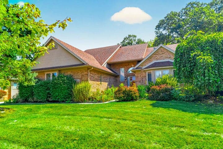 13601 Chestnut Lane, Taylor, MI 48180