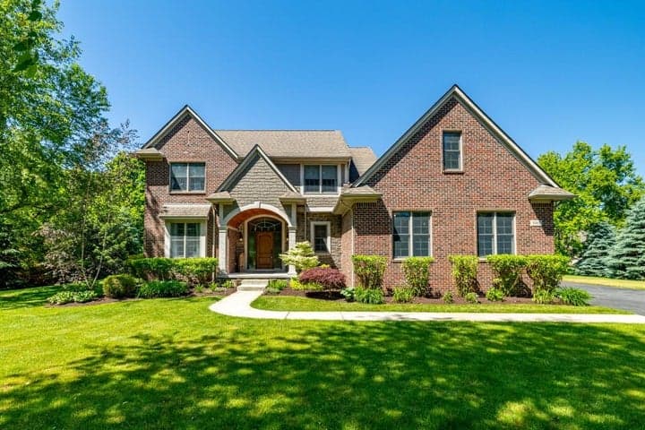 8061 Pine Ridge Court, Northville, MI 48168