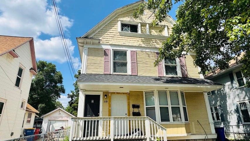 119 Sutton Street SW, Grand Rapids, MI 49507