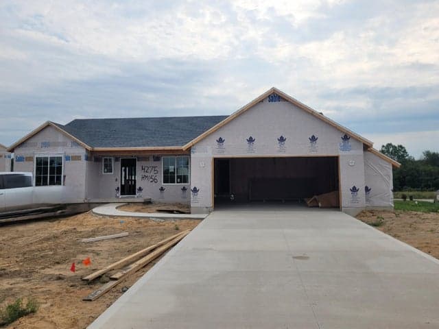 4275 Butternut Drive, Wayland, MI 49348