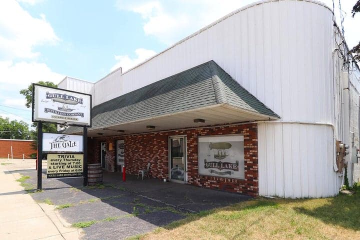 92 & 100 E Michigan Avenue, Galesburg, MI 49053