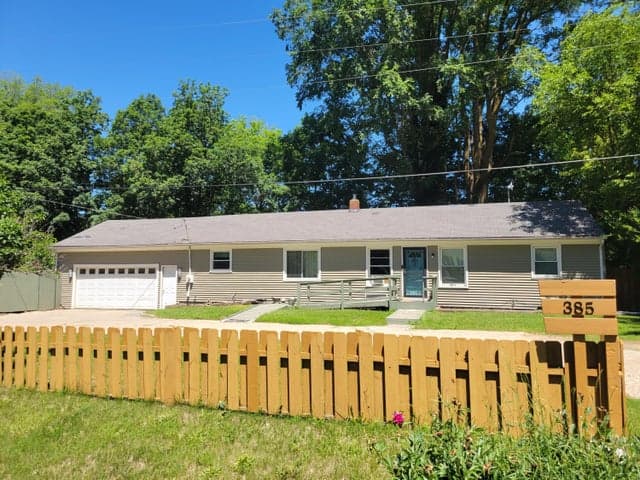 385 92nd Street SW, Byron Center, MI 49315