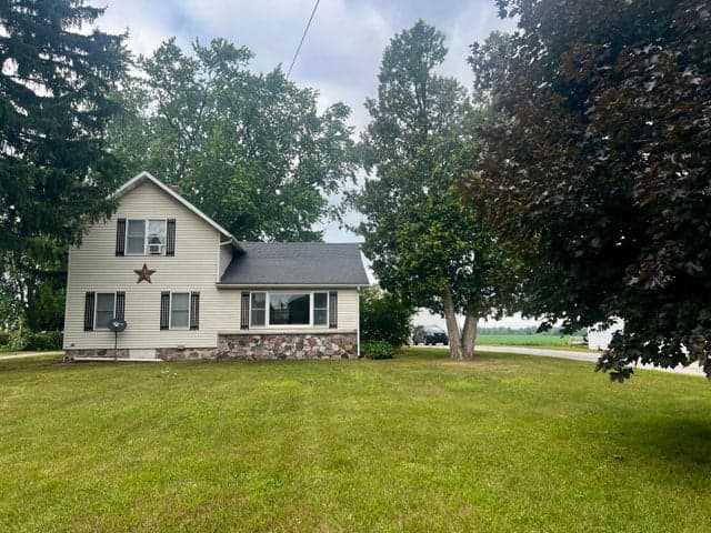 3522 9 Mile Road, Remus, MI 49340