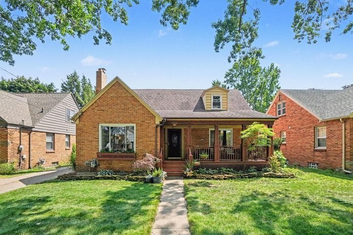 700 Mulford Drive SE, Grand Rapids, MI 49507