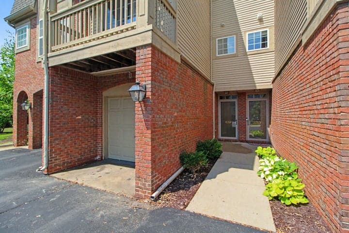 3037 Barclay Way, Ann Arbor, MI 48105