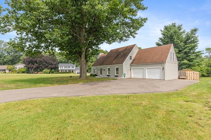 1629 Rhonda Road, St. Joseph, MI 49085