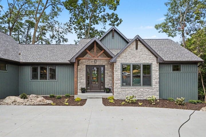 10445 Country Club Drive, Richland, MI 49083