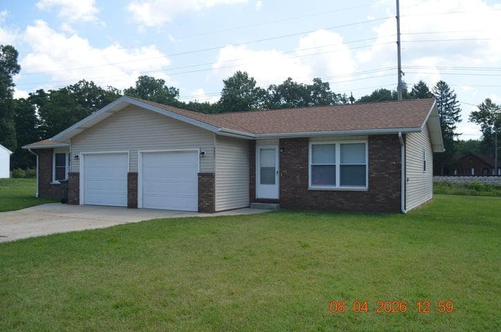 5521 E Karen Court, Stevensville, MI 49127