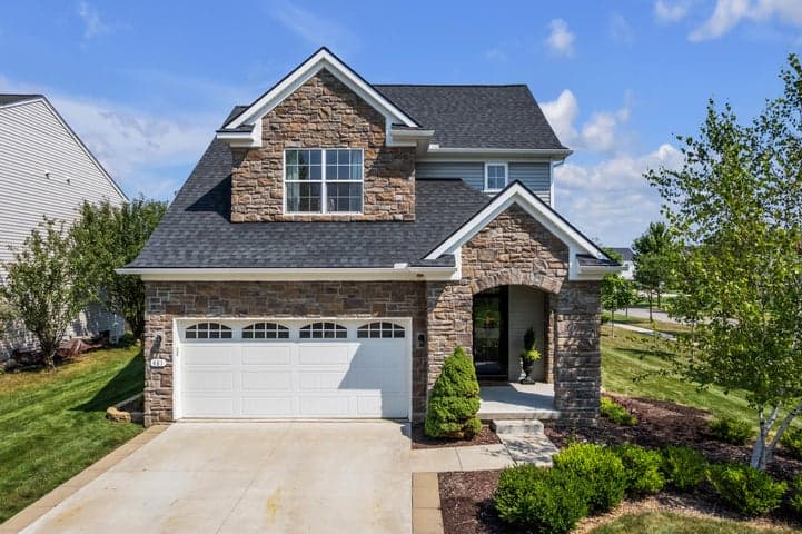 481 Hickory Bluff Lane, Chelsea, MI 48118