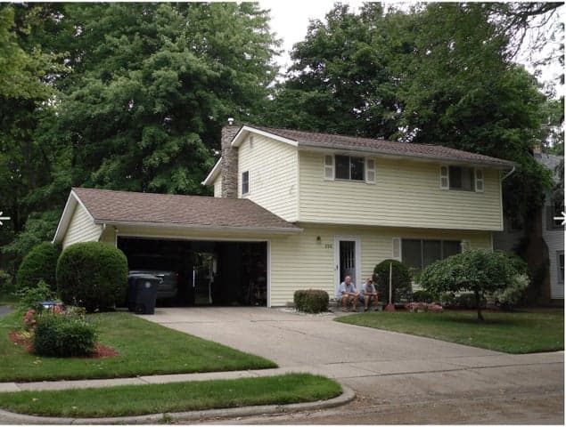 255 Highlake Avenue, Ann Arbor, MI 48103