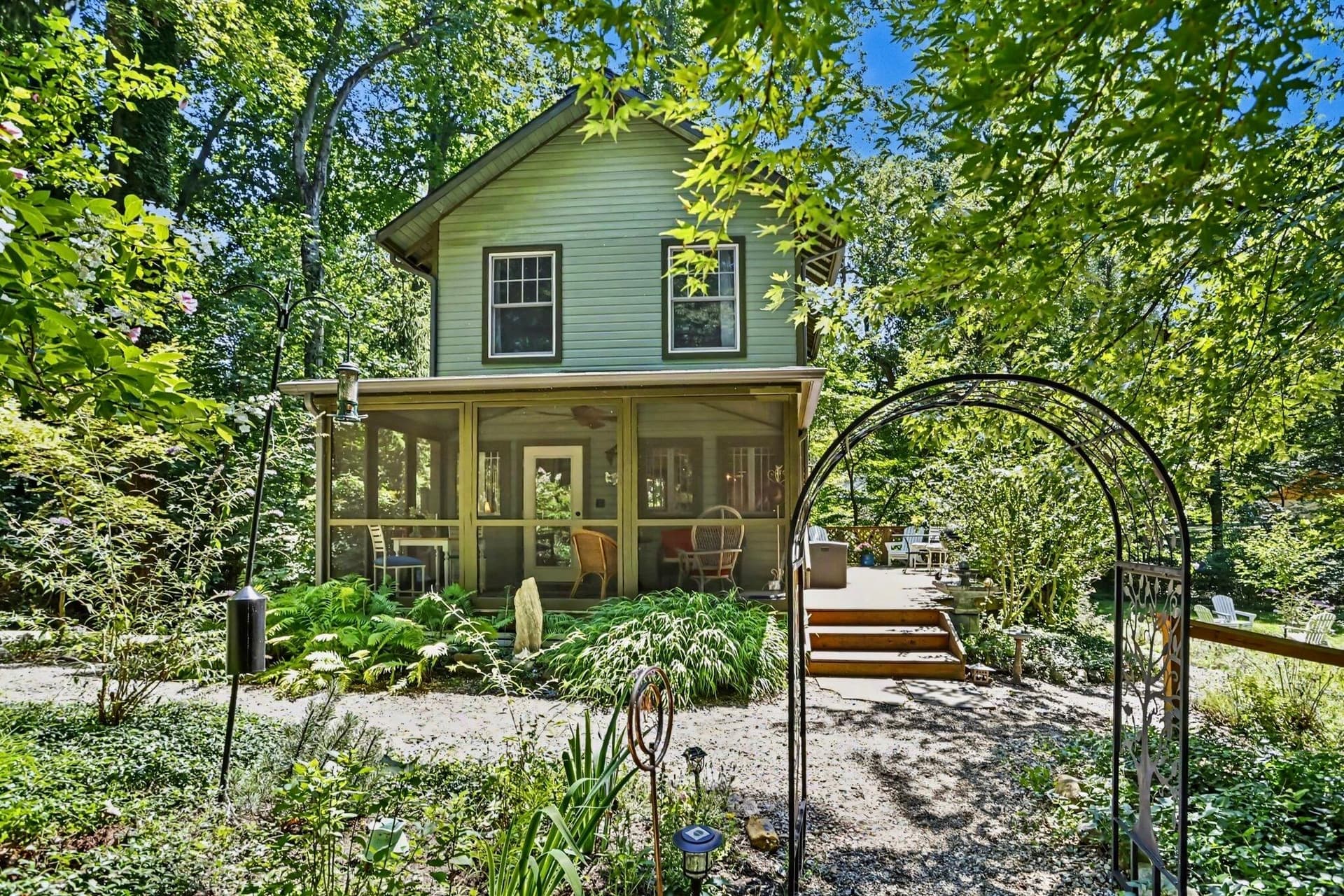 6650 Pine Lane, Sawyer, MI 49125
