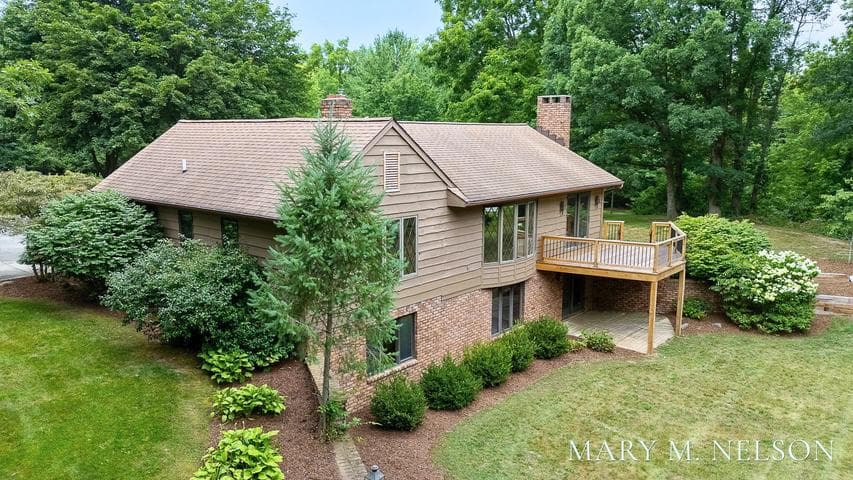 3415 Trails End, Zeeland, MI 49464