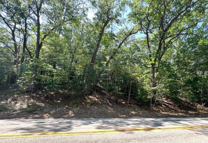 7087 Black Lake Road, Norton Shores, MI 49444
