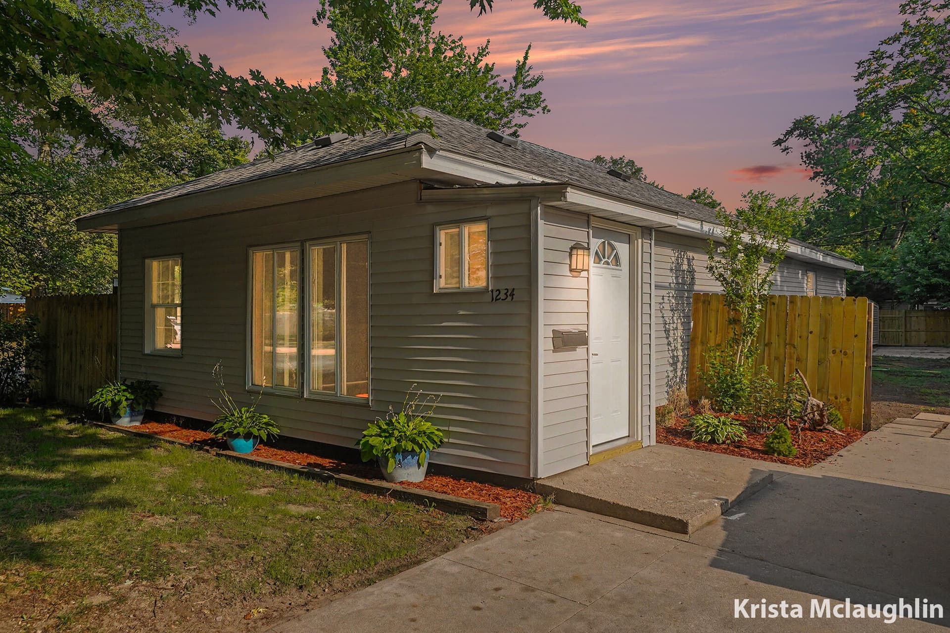 1234 Langeland Avenue, Muskegon, MI 49442