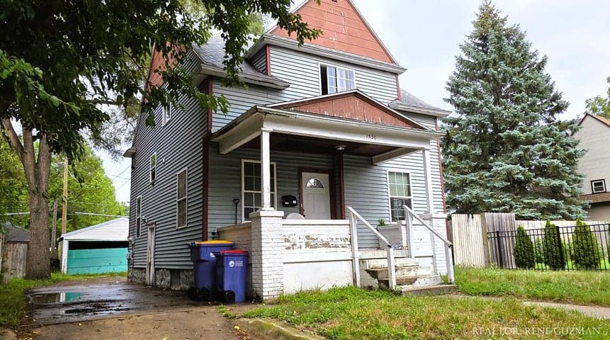 1330 Lafayette Avenue SE, Grand Rapids, MI 49507