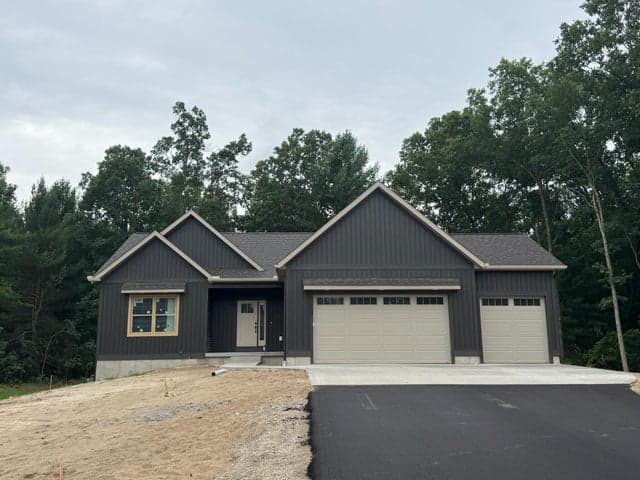 6007 Savannah Way 34, Muskegon, MI 49442