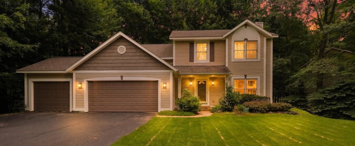 155 Summer Wind, Holland, MI 49424