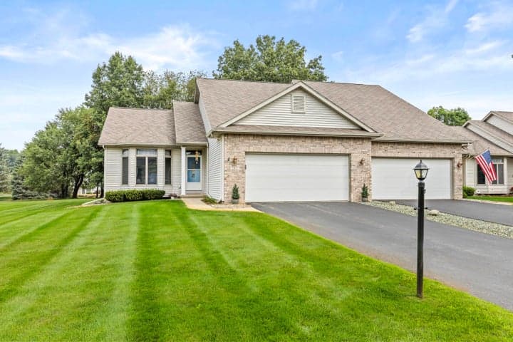 203 Canterbury Park, Battle Creek, MI 49015