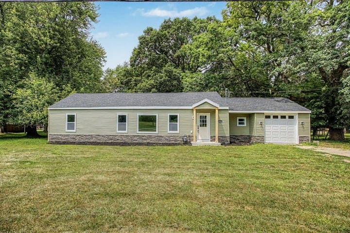 2804 Kibby Road, Jackson, MI 49203