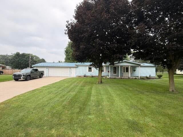 202 S Elm, White Pigeon, MI 49099