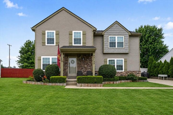 52133 Huntley Avenue, New Baltimore, MI 48047