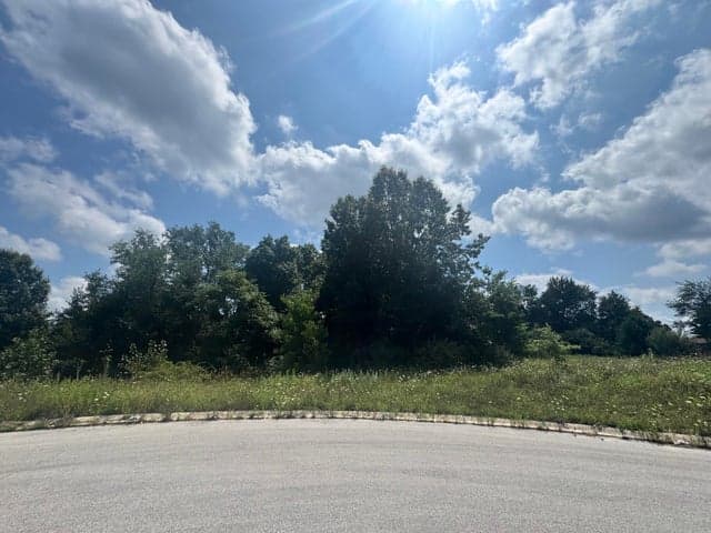 00 Hidden Hills Drive 12, Niles, MI 49120