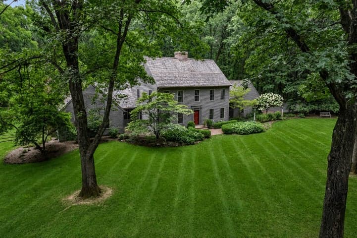 8211 Donovan Road, Dexter, MI 48130