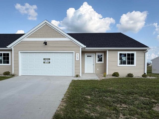 4289 Highpoint Drive 107, Wayland, MI 49348