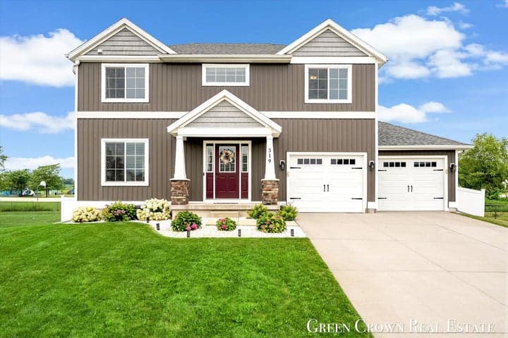 319 Eagle Drive, Caledonia, MI 49316