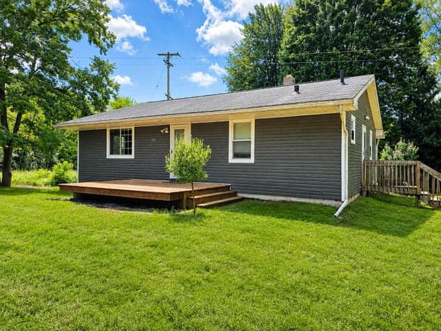 6278 Brooklyn Road, Jackson, MI 49201
