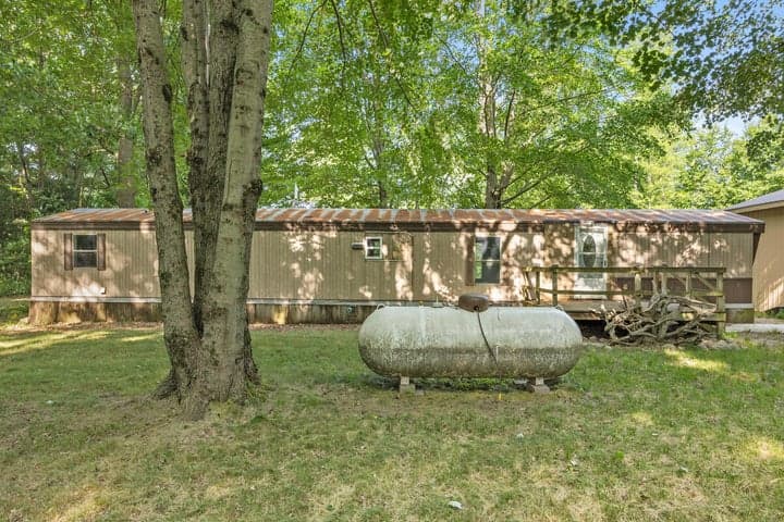 11825 Federal Road, Morley, MI 49336