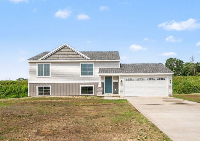 165 Gooding Street, Belding, MI 48809