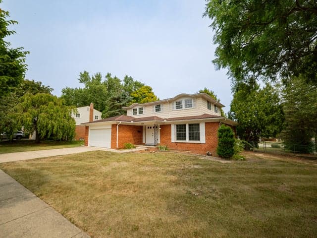3340 Bluett Drive, Ann Arbor, MI 48105