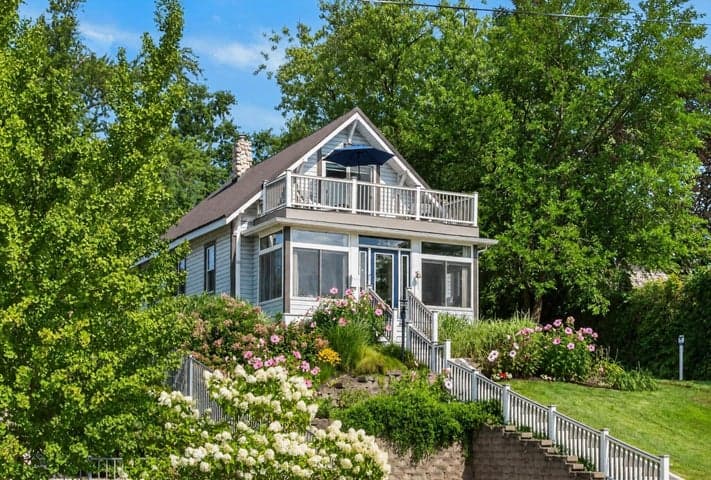 284 Marina Drive, St. Joseph, MI 49085